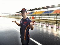 image motogp-test-quatar-2015-21-jpg