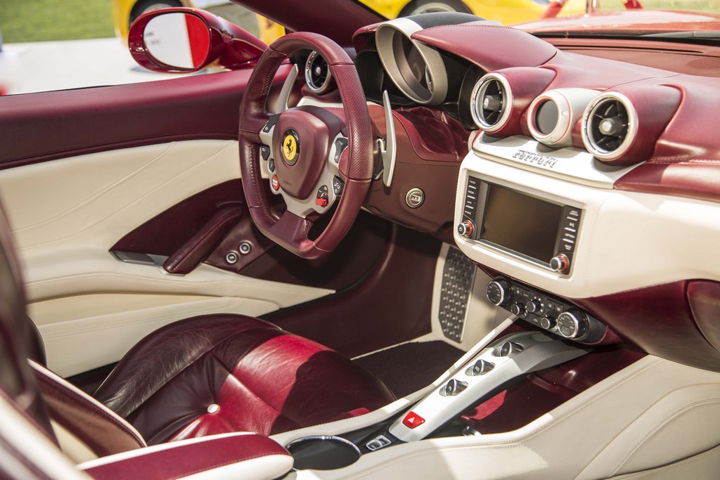 Ferrari California T Tailor Made Interni