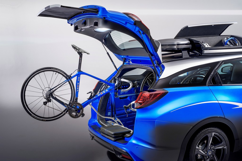 Honda Civic Tourer Active Life Concept Portellone Bici