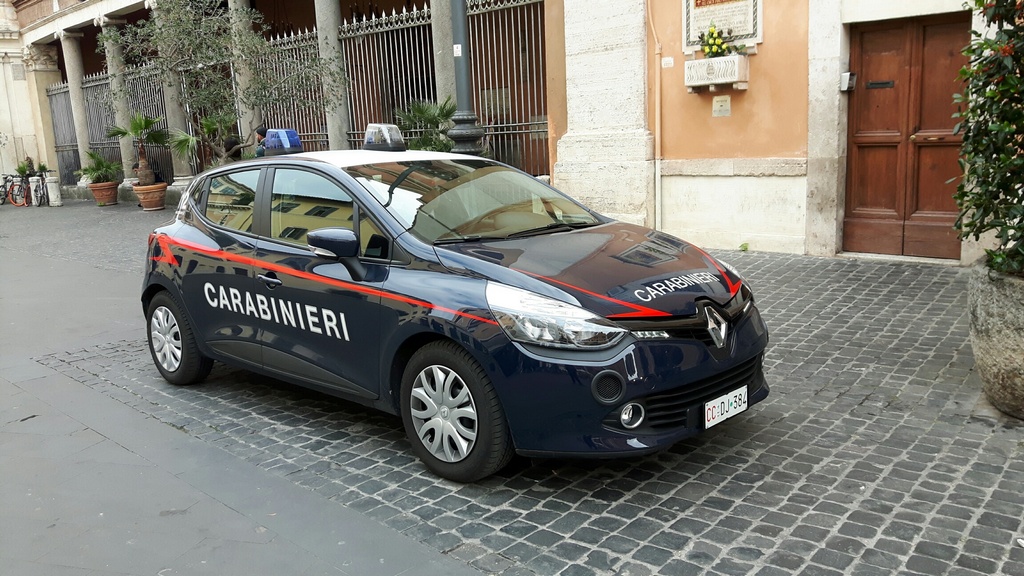 Renault Clio Carabinieri