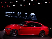 Alfa-Romeo-Giulia-Nuova-10