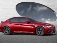 alfa-romeo-giulia-lato