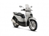 aprilia-scarabeo-200-ie-fronte-laterale-destro