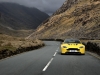 aston-martin-vantage-v12-s-davanti-strada