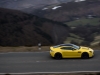 aston-martin-vantage-v12-s-lato-strada