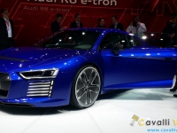 Audi-R8-e-tron-Ginevra-Live-1