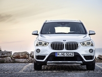 BMW-X1-37