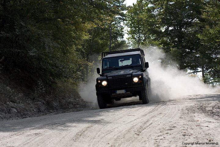 land-rover-defender-my-2008-07