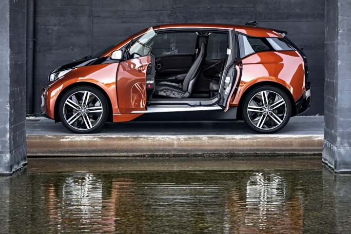 bmw-i3-lato-sinistro-arancione