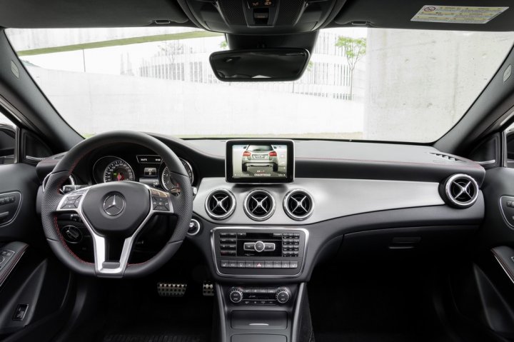 mercedes-gla-28 mercedes-gla-28