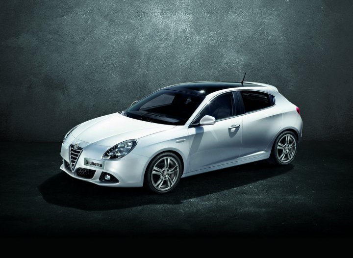 alfa-romeo-giulietta-my-14-tre-quarti-anteriore