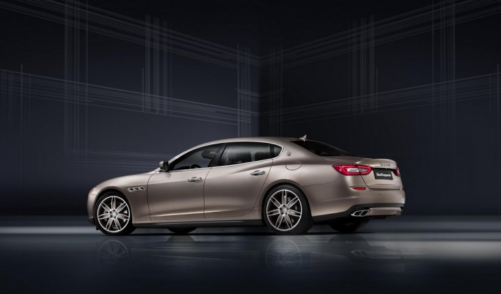 maserati-quattroporte-ermenegildo-zegna-limited-edition-tre-quarti-posteriore