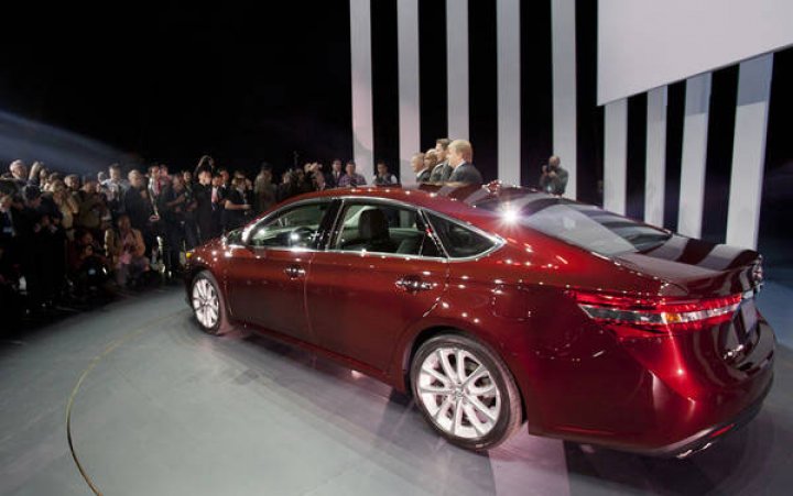 toyota-avalon-presentazione