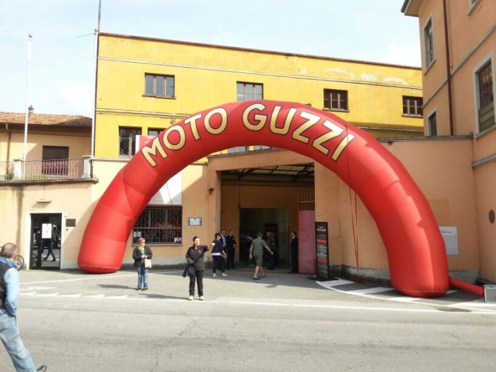 moto-guzzi-open-house_1