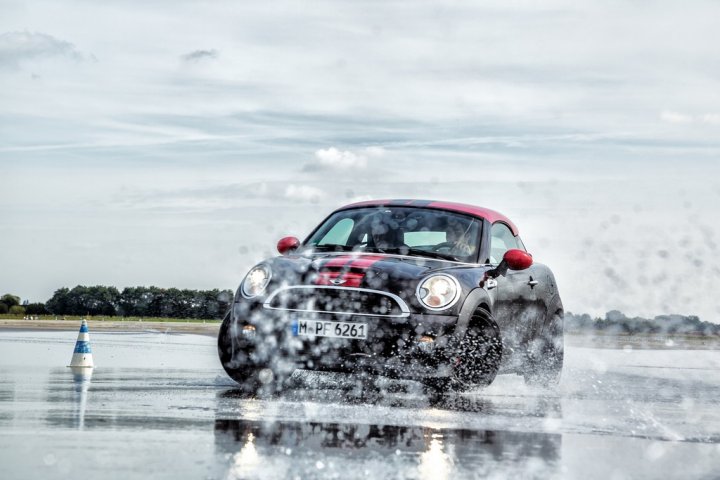 mini-driving-experience-09 mini-driving-experience-09