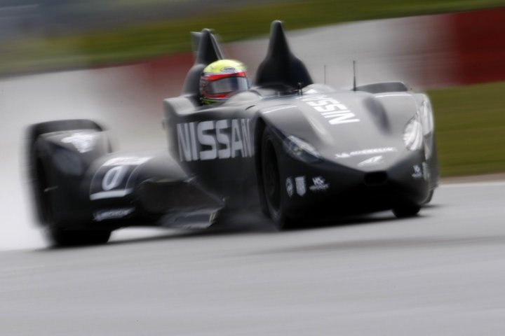 Nissan-DeltaWing-Snetterton-Rain-Test-fronte