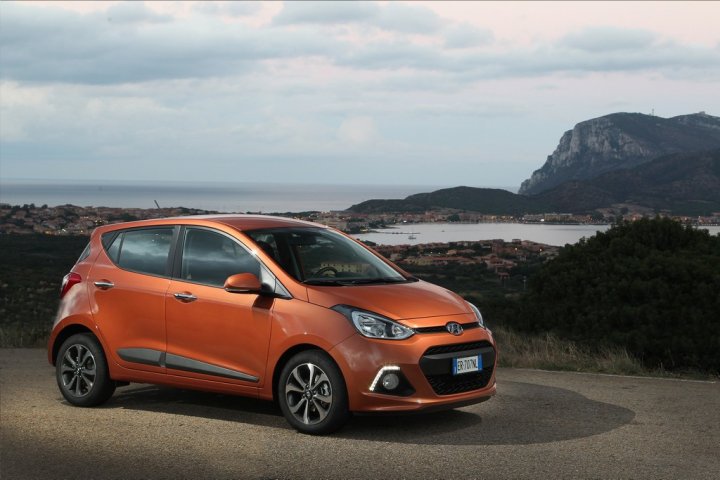 hyundai-i10-sweet-orange-tre-quarti-anteriore