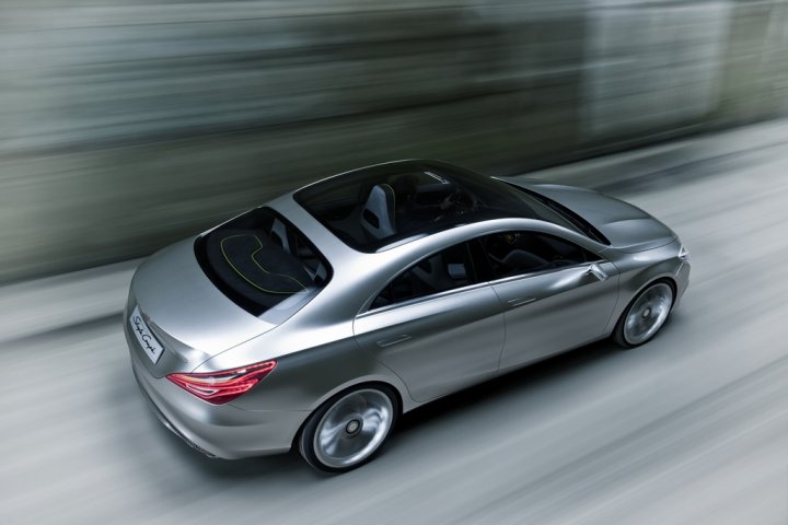 Mercedes Concept Style Coupe Tetto Panoramico e Interni
