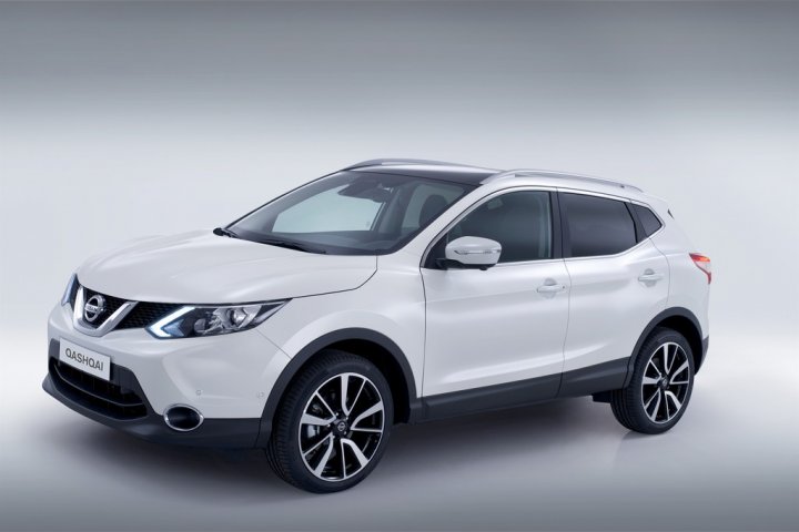 nissan-nuova-qashqai-tre-quarti-bianca