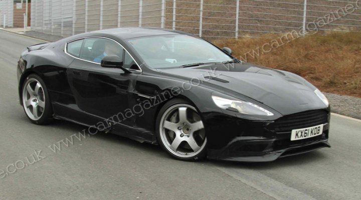 aston-martin-dbs-2012-tre-quarti