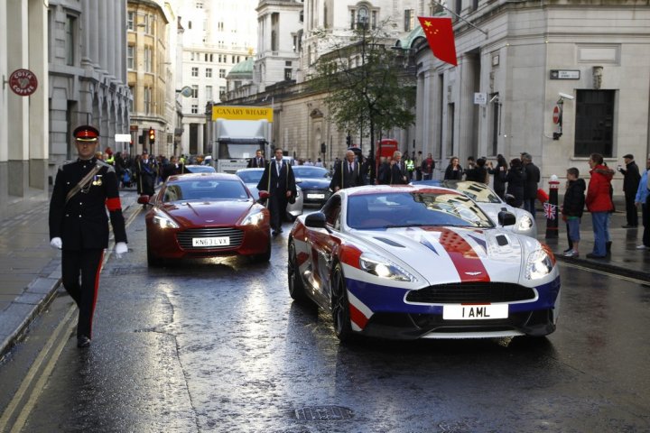 aston-martin-lord-mayor-show-2013-02