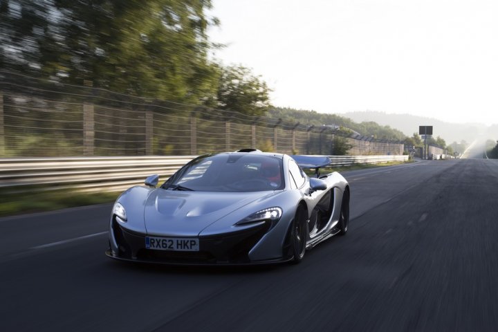 mclaren-p1-nurburgring-09 mclaren-p1-nurburgring-09