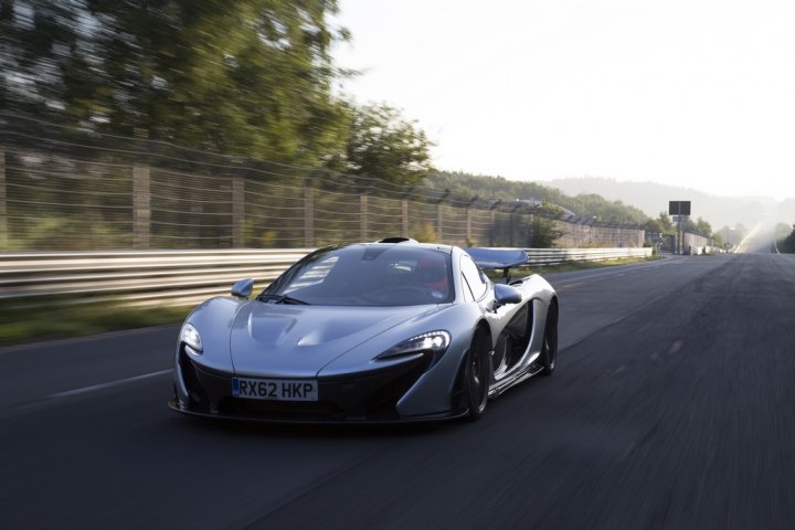 mclaren-p1-nurburgring-09