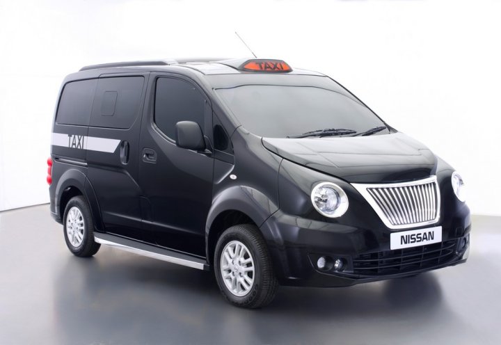 nissan-nv200-black-cabs-01 nissan-nv200-black-cabs-01