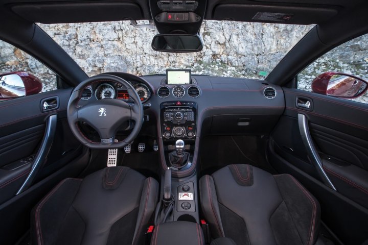 peugeot-rcz-r-interni peugeot-rcz-r-interni