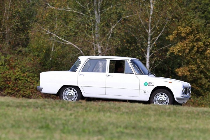 alfa-romeo-giulia-ti-super-winter-marathon-2014-lato alfa-romeo-giulia-ti-super-winter-marathon-2014-lato