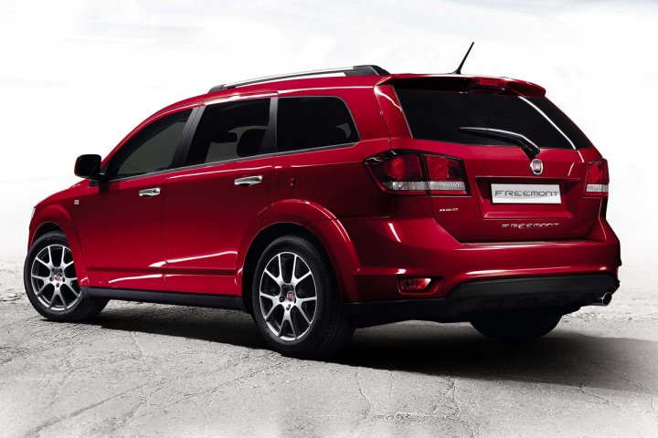 fiat-freemont-awd fiat-freemont-awd