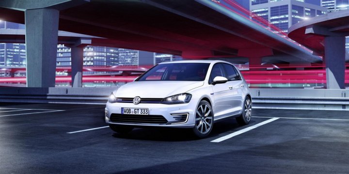 volkswagen-golf-gte-davanti volkswagen-golf-gte-davanti