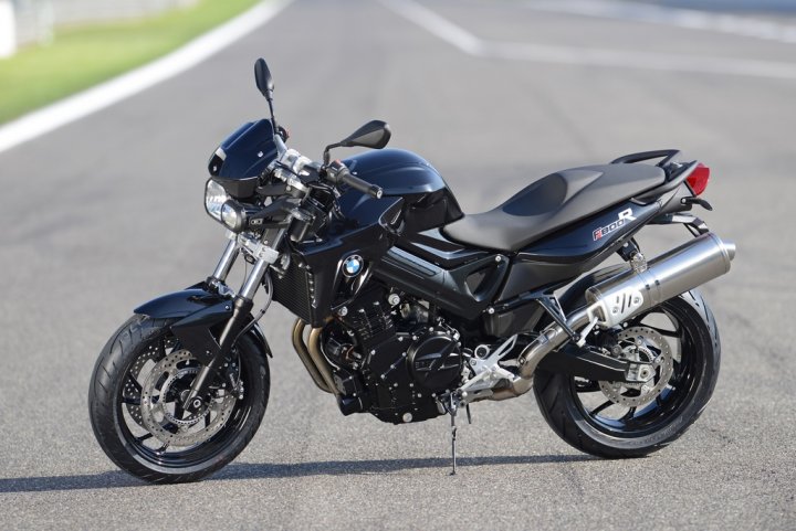 bmw-f-800-r-all-black