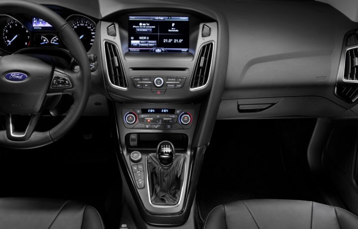 ford-focus-console-centrale ford-focus-console-centrale