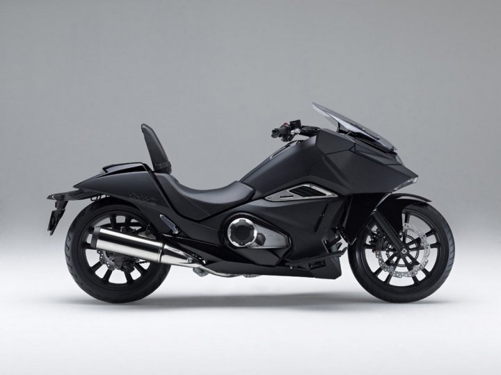 honda-nm4-vultus-laterale honda-nm4-vultus-laterale