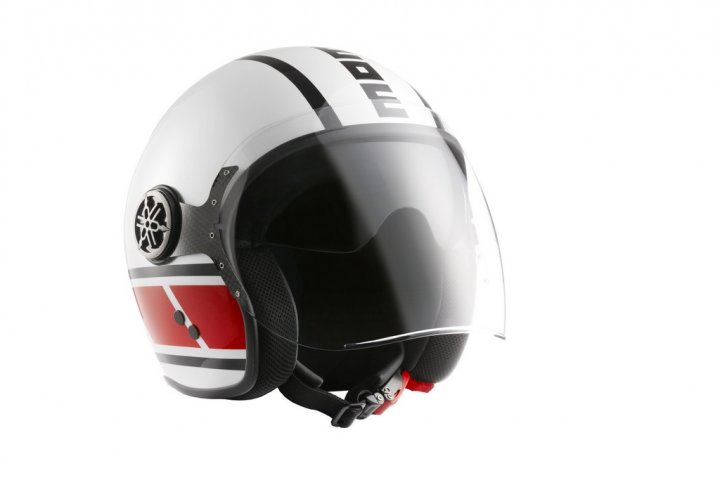 yamaha-x-max-400-momodesign-casco-jet yamaha-x-max-400-momodesign-casco-jet