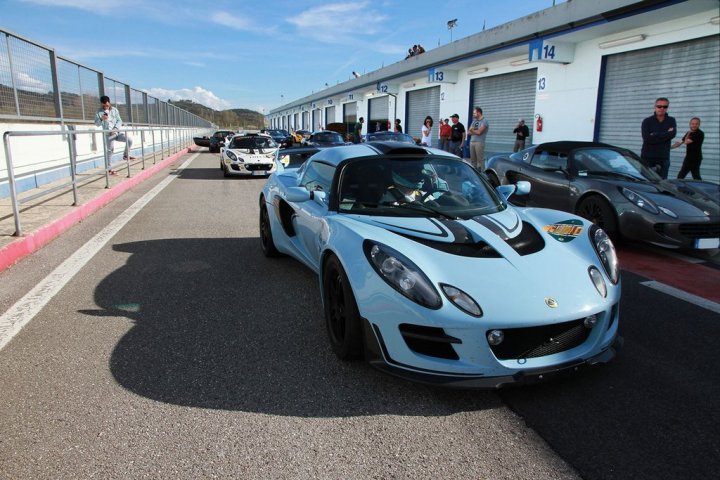 cli-club-lotus-italia-in-pista cli-club-lotus-italia-in-pista