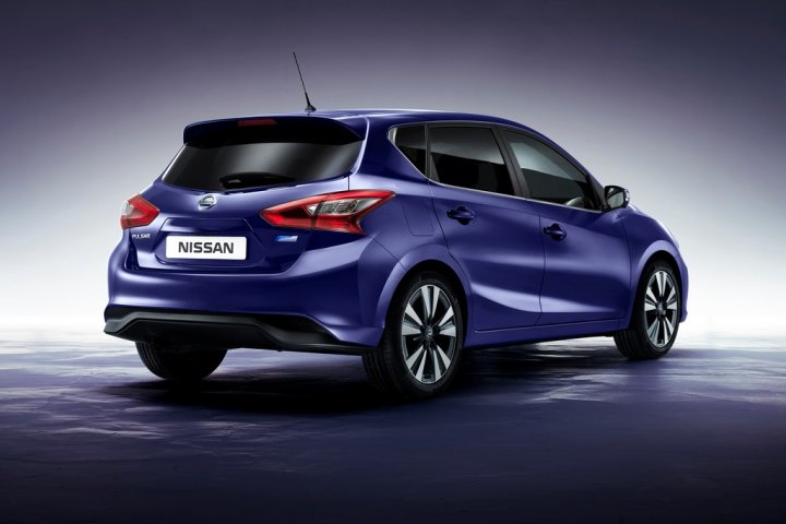 nissan-pulsar-tre-quarti-posteriore nissan-pulsar-tre-quarti-posteriore