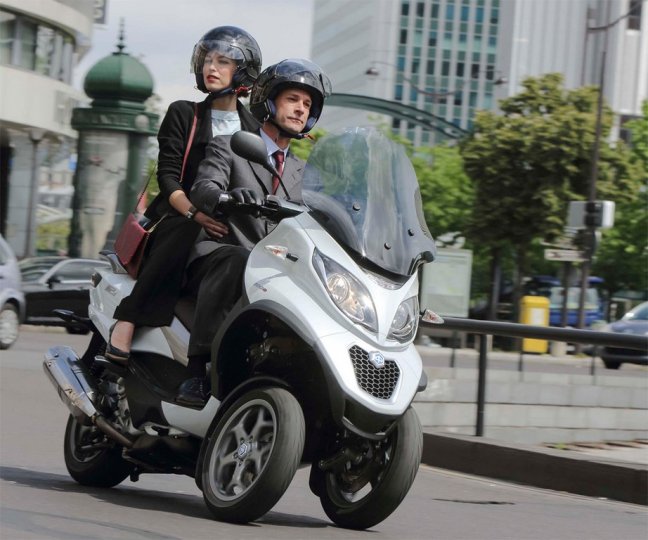 piaggio-mp3-500-2