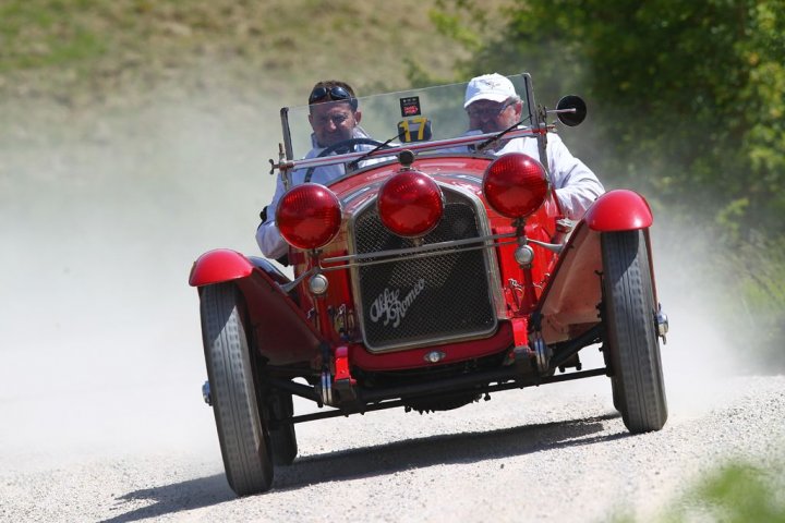 alfa-romeo-mille-miglia-2012_04 alfa-romeo-mille-miglia-2012_04