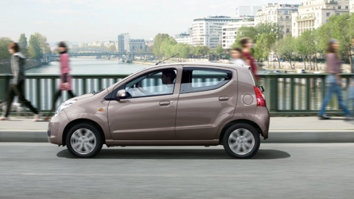 suzuki-alto-laterale