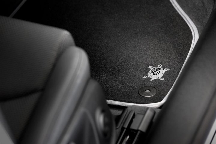 Audi-TT-Nuvolari-limited-edition-Logo-Tappetino Audi-TT-Nuvolari-limited-edition-Logo-Tappetino