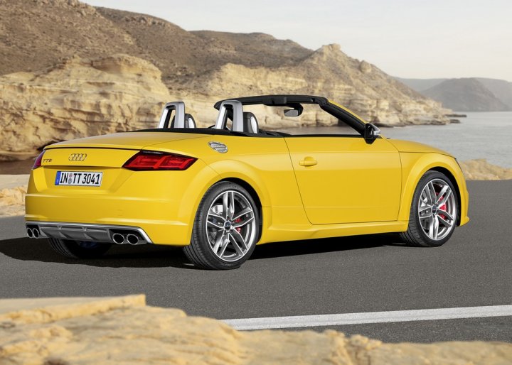 Audi-TT-Roadster-11