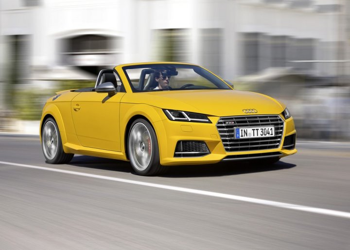 Audi-TT-Roadster-12