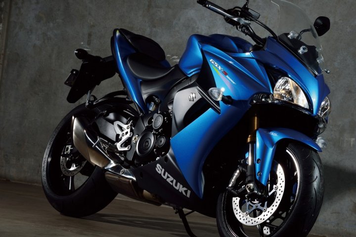 Suzuki-GSX-S1000F