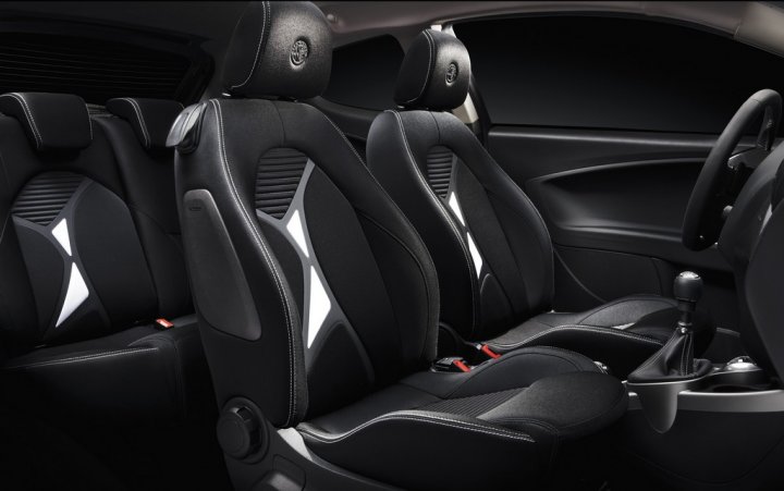 Alfa-Romeo-MiTo-Junior-Interni Alfa-Romeo-MiTo-Junior-Interni