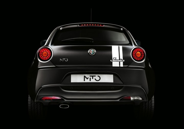 Alfa-Romeo-MiTo-Junior-Posteriore