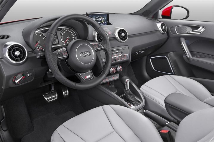 Audi-A1-MY15-Interni Audi-A1-MY15-Interni