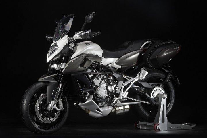 MV-Agusta-Stradale-800-02 MV-Agusta-Stradale-800-02