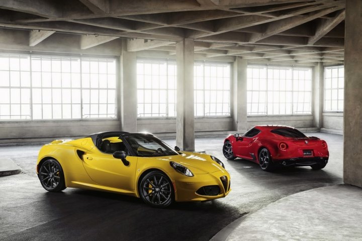 Alfa-Romeo-4C-Spider-2015-14